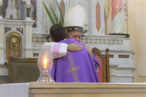 Padre Jos Afonso De Lemos Toma Posse Como P Roco Na Par Quia S O