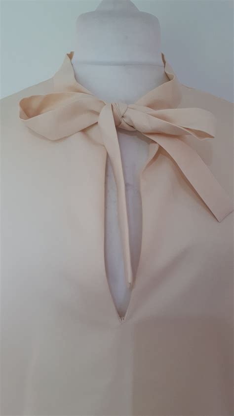 Vintage Blouse Shirt Pussy Bow In Cream S Pussy Bow Tie Neck Etsy