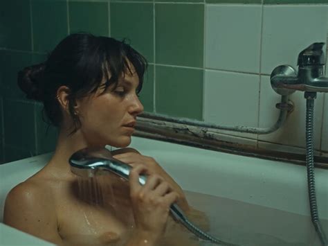 Nude Video Celebs Rachel Perrin Nude Juste Un Instant