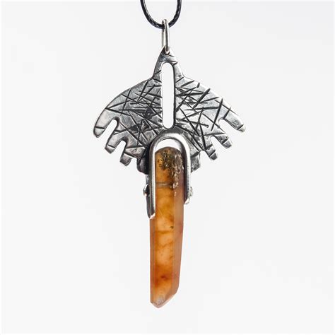 Городской шаман | AMULET