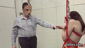 caliente fue traída en un manicomio por el culo para una terapia dura XVIDEOS