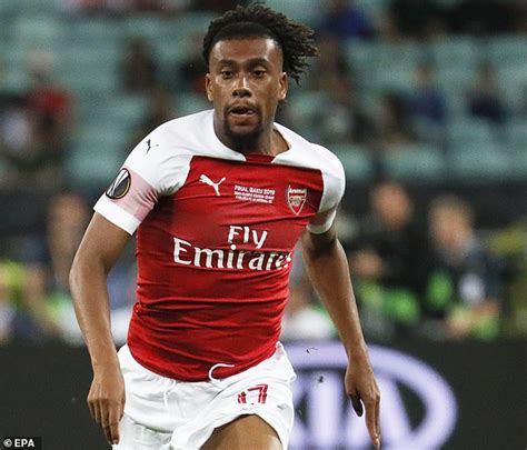 Everton S Alex Iwobi Reveals Arsenal Nudged Him Towards Move After