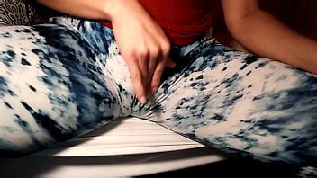 Leggings Fanatic Joi Starring Goddess Vicky XVIDEOS