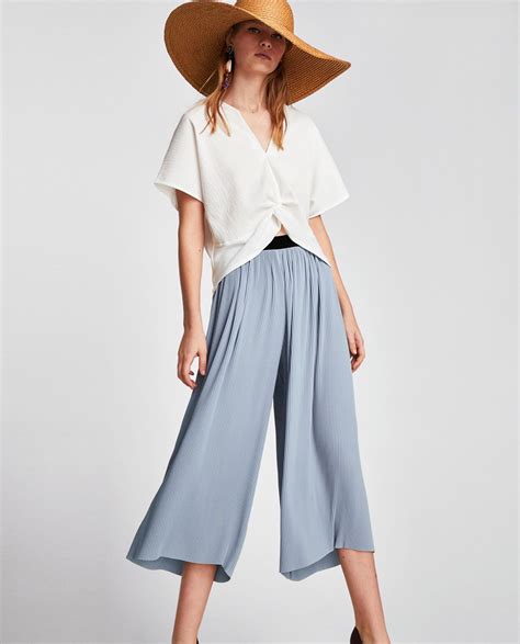 PANTALÓN PLISADO Zara fashion Zara Pleated pants