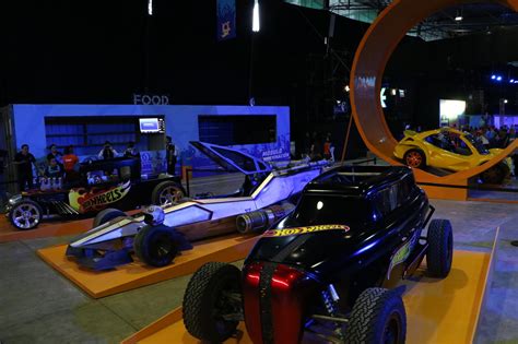 Banderazo de salida para el Salón Hot Wheels VGEzone