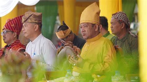 Plt Bupati Syah Afandin Buka Perlombaan Memperingati Hari Jadi Langkat