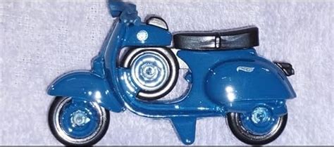 Hot Wheels Ravenger S T Hw Track Chapms Ages And Up Orange Amazon In Toys Games