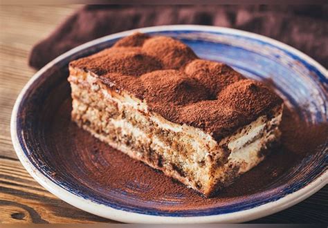 Cyril Lignac dévoile sa recette ultra facile du tiramisu au café