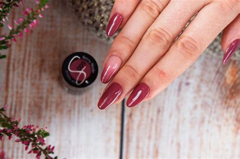 Idealnie Nieidealne Malinowe Usta Semilac 005 Berry Nude