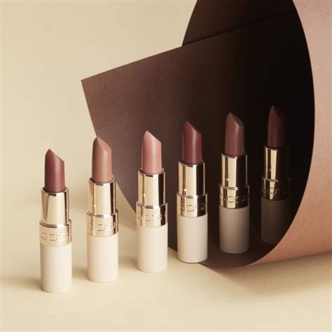 Gosh Copenhagen Luxury Nude Lips Luxusn Semimatn Rt Nka G Fann Parfumerie