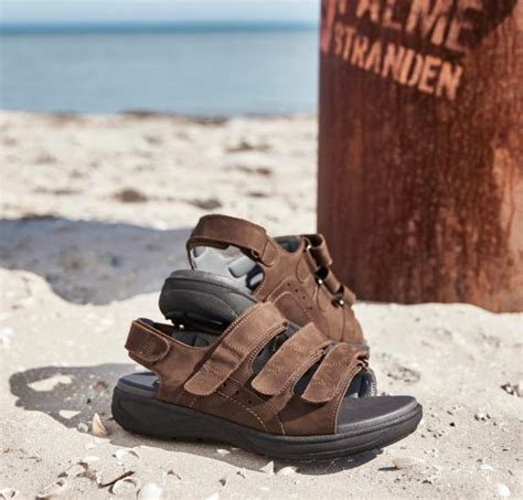 Comfort footwear - your feet should carry you all life