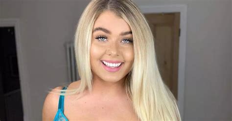 Plus Size Model Shows Off Her Soft Curves As She Proudly Strips To Lingerie Daily Star