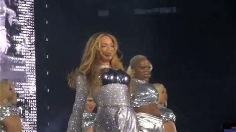 Beyoncé Run The World Girls Paris France Renaissance World Tour Live Stade De France Hd