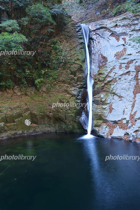 三重県 赤目四十八滝 布曳滝 写真素材 [ 5820882 ] フォトライブラリー Photolibrary