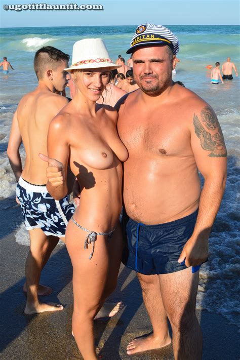 Voyeur Beach Sets Naked Girls In Public Places Page