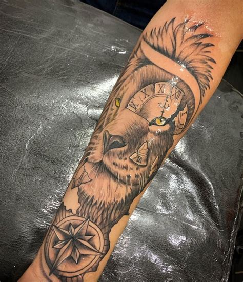 lion tattoo lion tattoo designs womens unique lion tattoo lion