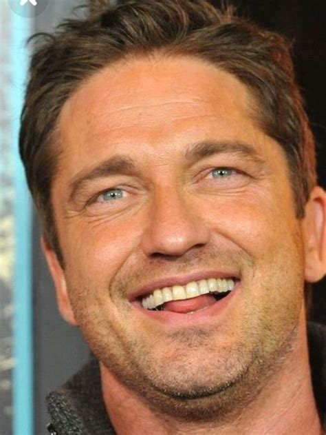 Pin By Ginger Hinosa On Hot Actors Actor Gerard Butler Hot Scottish Men Gerard Butler