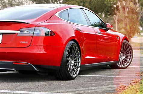 Tesla Model S P90d Ludicrous With Light Weight Pulse Wheels Dragtimes