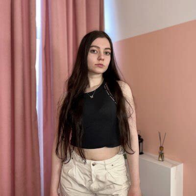 Lana Cute Cam Model Free Live Sex Show Chat Stripchat