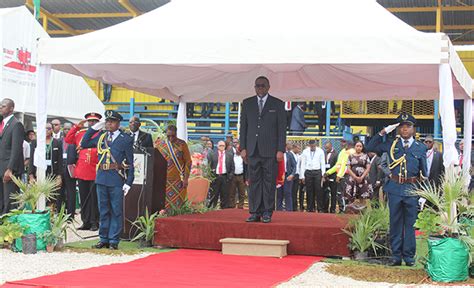 Geingob tiindile uukumwe - The Namibian