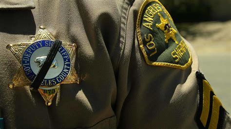 Ex Los Angeles County Sheriffs Deputy Gets 40 Years For Sexually