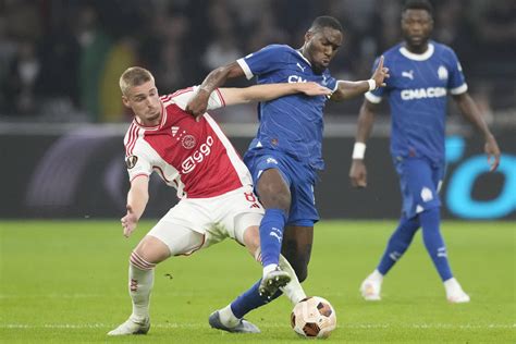 Ajax OM EN DIRECT après un match fou les Olympiens repartent