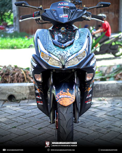 Desain Motor Yamaha Aerox Connected Bercak Oren Abu Abu Fullbody