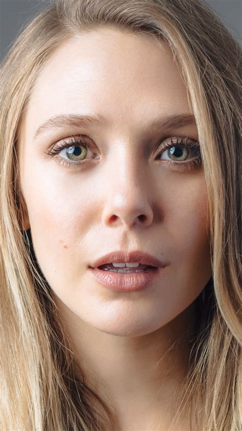Celebrity Elizabeth Olsen Blonde Actress 1080x1920 Phone HD Wallpaper