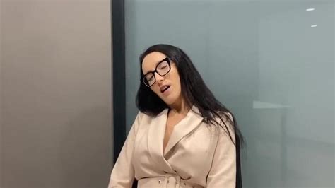 The Secretary Jerks Off A Wet Pussy Under The Table Right In The Office