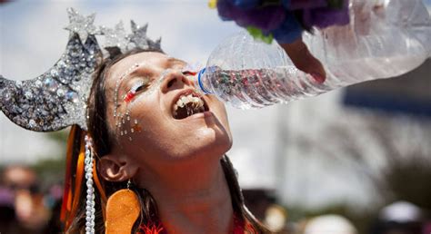 Carnaval 8 dicas para aproveitar a folia responsabilidade e saúde