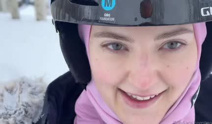 Russian Blonde Had Great Sex With A Guy On Vacation HD Porn Online