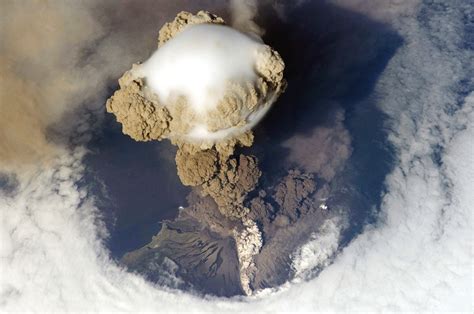 Picture of the Day: Volcanic Eruption from Above » TwistedSifter