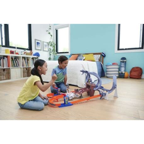 Hot Wheels Racer Verse Spider Man S Web Lelukauppa Partanen