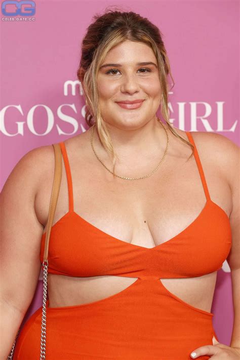 Remi Bader Nude Pictures Onlyfans Leaks Playboy Photos Sex Scene Uncensored