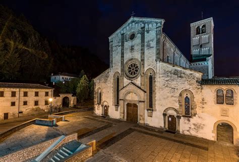 Abbazia Cistercense Di Santa Maria Kirche Outdooractive