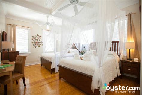 Merlin Guest House Key West Review: What To REALLY Expect If You Stay