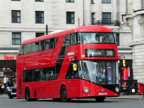 Metroline LT763 LTZ 1763 On Route 390 At Marble Arch Flickr