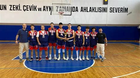 Basketbol L E Ampiyonuyuz S Ke Anadolu Lisesi