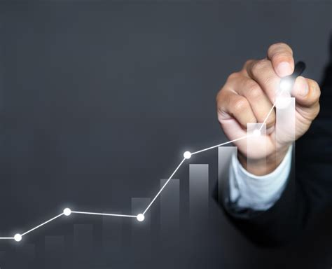 Professionals say the accountancy average salary must rise 9