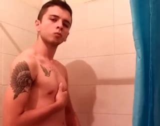 Horny Wanker In The Shower ThisVid