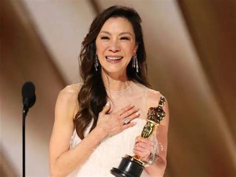 「女性は被害者であるべき」：ミシェル・ヨー、アクション映画の成功を「排外主義の豚」ジャッキー・チェンの功績とは認めなかった 有名人