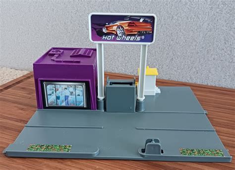 Mattel Hot Wheels Mega City Playset Etsy