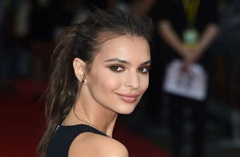20 Things You Didnt Know About Emily Ratajkowski