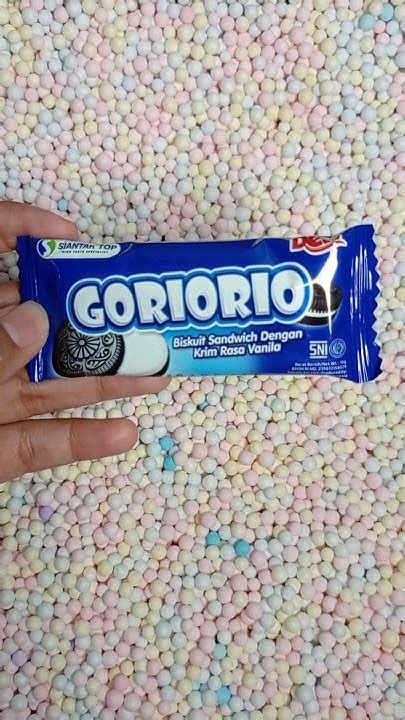 mencari jajanan goriorio jajanan shorts youtube