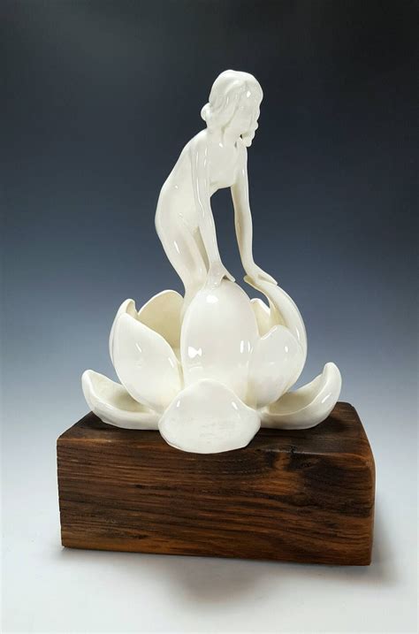 Royal Dux Bohemia Art Deco Porcelain Figurine Nude Lady And Water Lily Made In Czechoslovakia