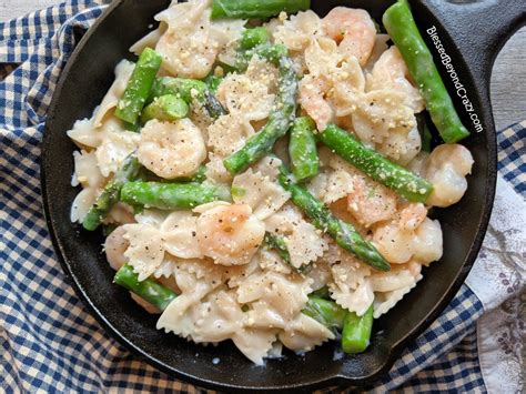 Creamy Asparagus Shrimp Pasta Skillet (Gluten-Free)