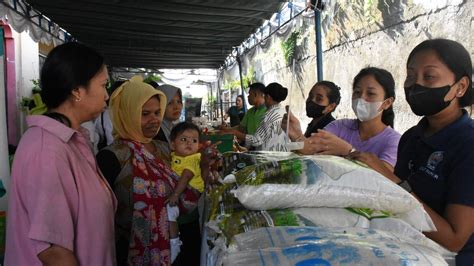 Pemkot Denpasar Gelar Pasar Murah Jaga Stabilitas Inflasi Jelang Idul