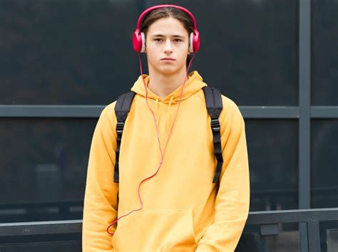 Find a 24 hour UPS access near me in your town 14