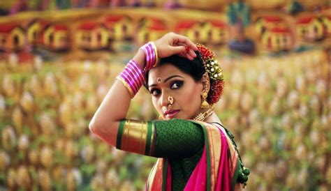 Urmila Kanitkar Hot Bikini Image Gallery Images Photos Pics Cinemagigs