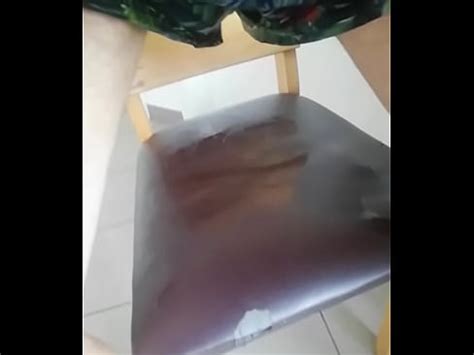 GASTE85 Peeing In Pants XVIDEOS